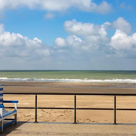 Apartment With 2 Bedrooms And 2 Bathrooms Middelkerke