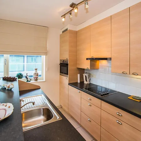 With 2 Bedrooms And 2 Bathrooms * Middelkerke